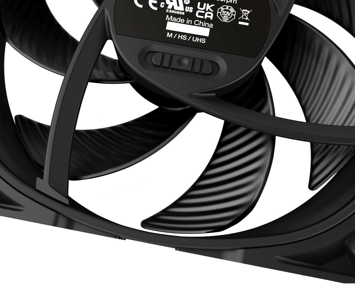 Be quiet! Be Quiet! Silent Wings Pro 4 140mm PWM Case Fans, 7 Optimized Fan Blades, 2400 RPM Fan Speed, Up to 165.5 CFM Fan Airflow, FDB Bearing Technology, Black | BL099 - thumbnail 3