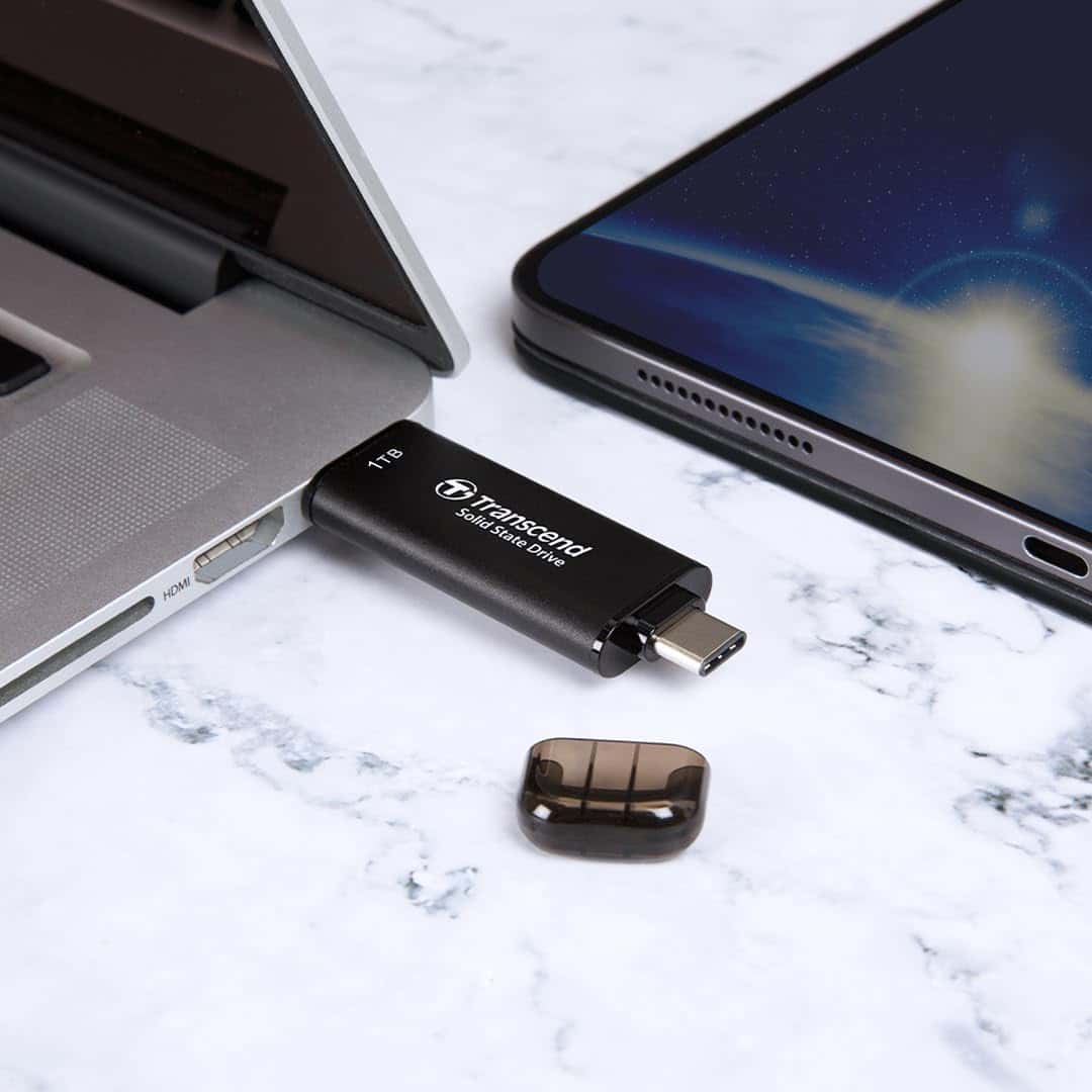 Transcend Transcend ESD310C Portable SSD, 3D NAND Flash, 1 TB Capacity, Up to 1050 MB/s Read Speed & 950 MB/s Write Speed, 10Gbps Connection Interface, Black | ESD310C - thumbnail 2