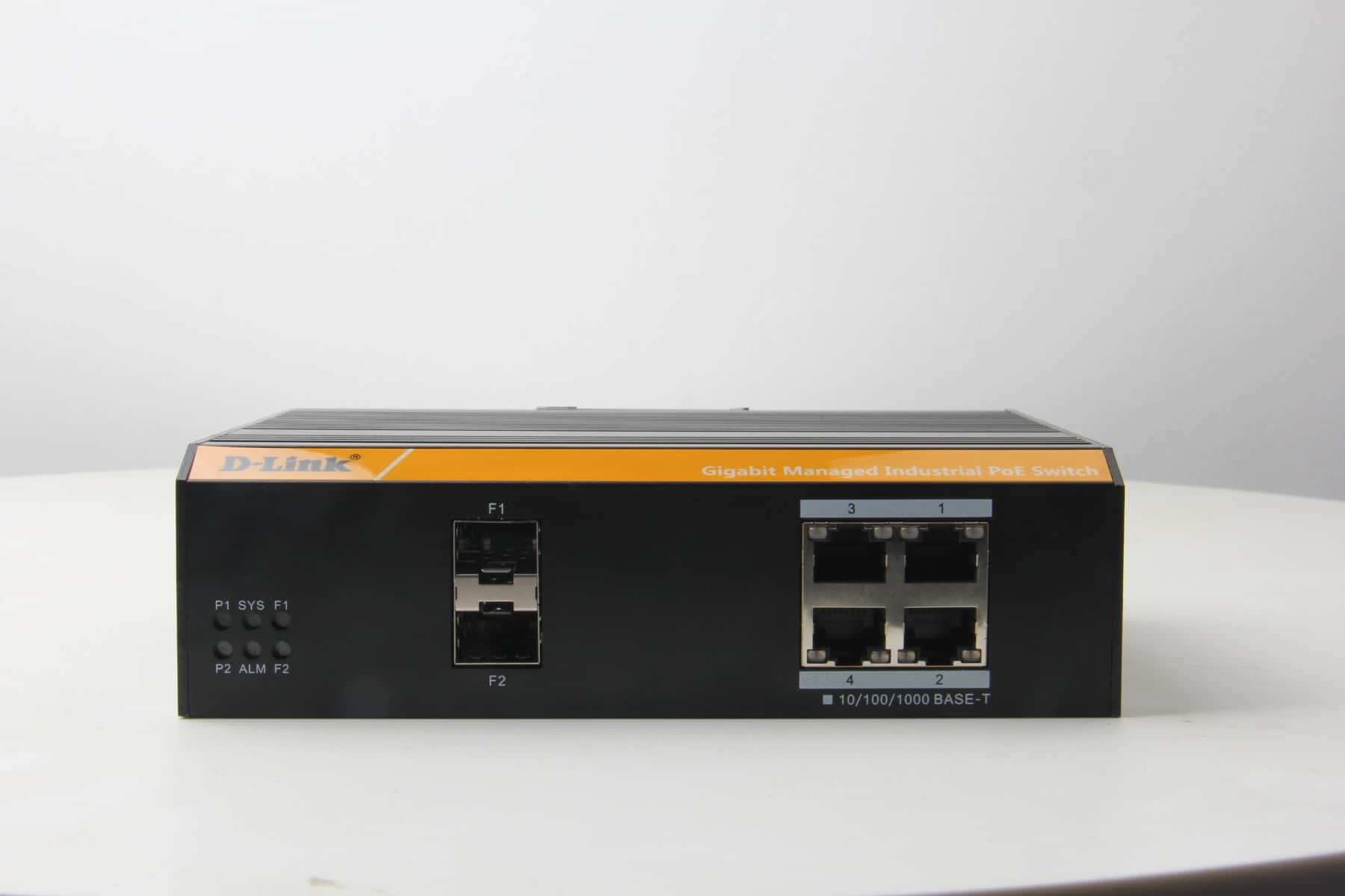 D-link D-LINK / DGS-F3004P-2S / 4 PORT GIGABIT ( 4 POE - 60 WATT ) + 2 SFP LAYER 2 GIGABIT OUTDOOR MANAGED INDUSTRIAL SWITCH - thumbnail 1