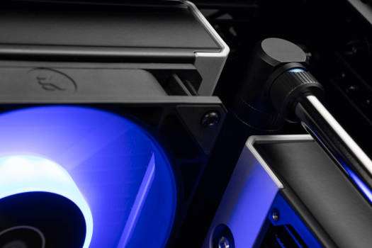 ekwb EKWB EK-Quantum Torque Rotary 90?? Adapter, Fitting With G1/4" Threads, Very Sturdy And There Are Zero Movement, Cnc Machined Brass With High-quality Black Finish, Black | 3831109814475 - thumbnail 2