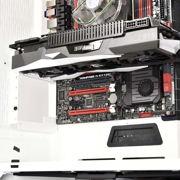 LIAN LI Lian Li Graphic Card Anti-sag Bracket, compatible with ATX and E-ATX sized motherboard, Provide extra support to graphic cards, Improves the look of your PC | GB-001 - thumbnail 4