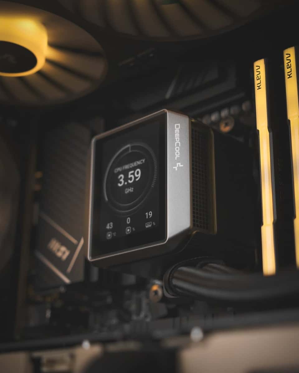 Nanotech High-Performance Gaming PC: AMD Ryzen 7 9800X3D + ZOTAC RTX 5080 SOLID CORE 16GB GDDR7, 32GB DDR5 6000MHz RGB, 2TB NVMe SSD, 360mm LCD AIO, 1000W Gold PSU, WiFi 6E - thumbnail 4