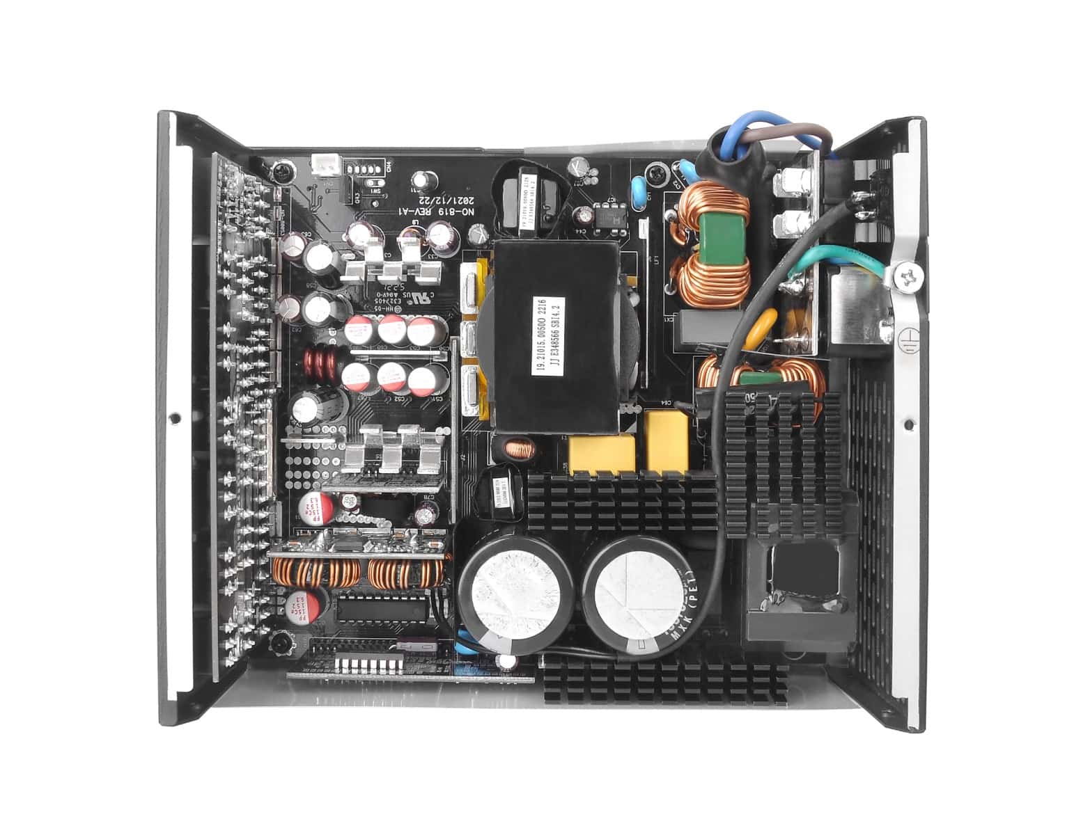 Thermaltake Thermaltake Toughpower GF3 Gold Full Modular Power Supply, TT Premium Edition, 1650W Capacity, 80 PLUS Gold, 140mm Ultra Quiet Smart Zero Fan, PCIe Gen 5.0 & ATX 3 .0, Black | PS-TPD-1650FNFAGK-4 - thumbnail 6