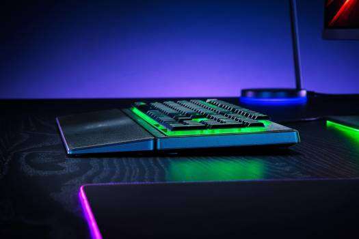 RAZER Razer Ornata V3 X Low Profile Mecha-Membrane Wired Keyboard, UV Coated Keycaps, Single Zone RGB Lighting, 1000 Hz Ultrapolling, Wrist Rest, Silent Switch, US English Layout, Black | RZ03-04470100-R3M1 - thumbnail 4