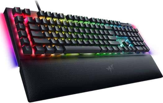 RAZER Razer BlackWidow V4 Mechanical Gaming Keyboard, Razer Green Switches, Wired Connectivity, Multi-Function Roller, 6 Macro Keys, Doubleshot ABD Keys, English Layout, Black | RZ03-04690100-R3M1 - thumbnail 4