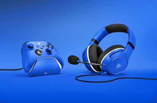 RAZER Razer Essential Duo Bundle For Xbox, Wired Headset, Universal Quick Charging Stand, 20-20000 Hz Frequency Range, USB Type-C, Shock Blue | RZ82-03970100-B3M1 - thumbnail 4