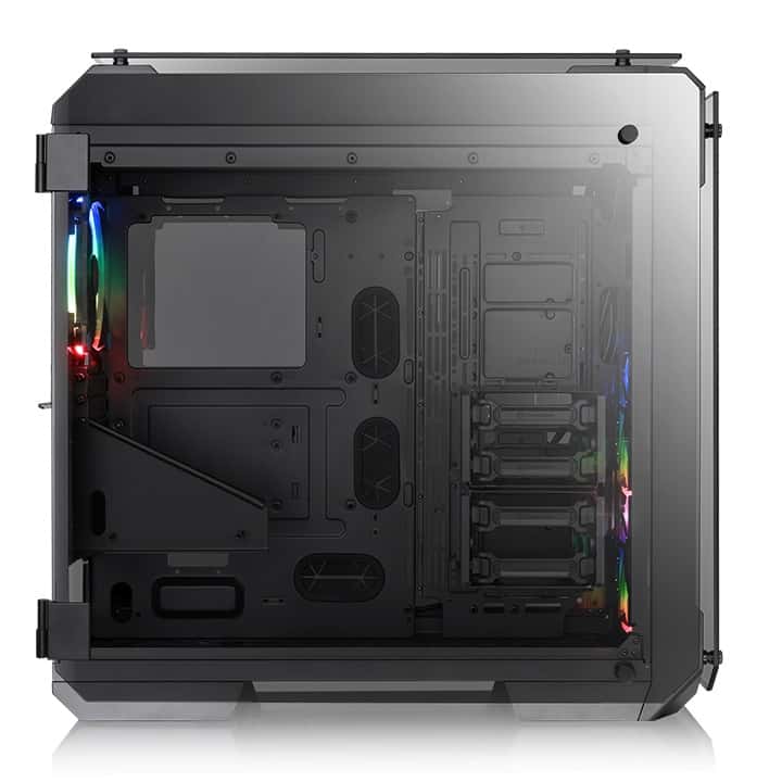 Thermaltake View 71 Tempered Glass RGB Edition E-ATX Case, 5mm Tempered Glass x 4 (Left & Right & Front & Top), 4x Pre Installed Fans, USB 3.0 x 2, USB 2.0 x 2, HD Audio x 1, 8+2 Expansion Slots, USB 3.0 x 2, USB 2.0 x 2, HD Audio x 1 | CA-117-00F1WN-00 thumbnail 5