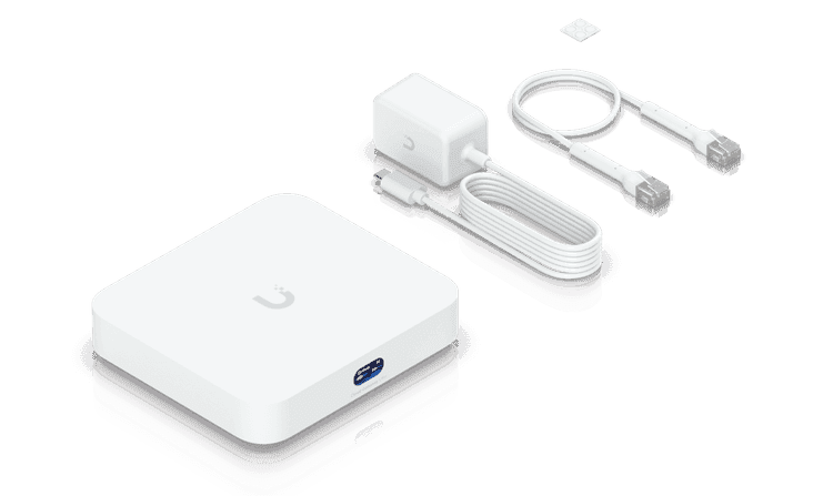 Unifi Ultra UCG-Ultra Compact Cloud Gateway, 30+ UniFi device / 300+ client support, 1 Gbps IPS routing, multi-WAN load balancing. thumbnail 3