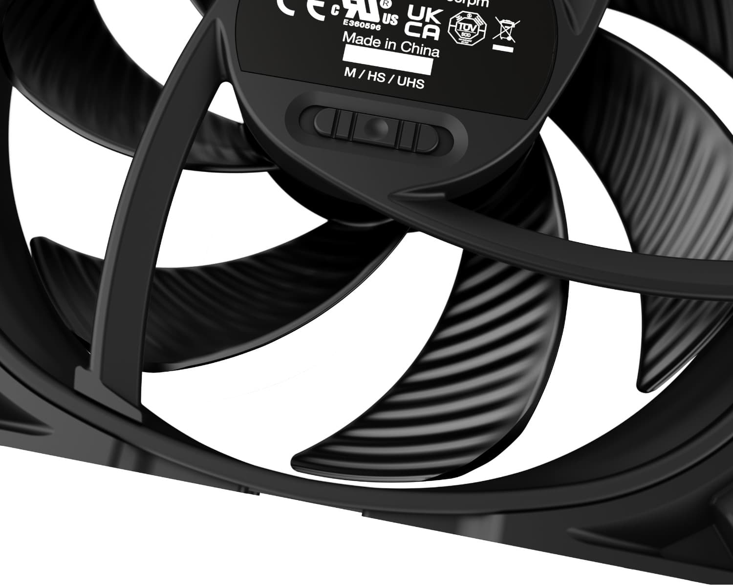 Be quiet! Be Quiet! Silent Wings Pro 4 140mm PWM Case Fans, 7 Optimized Fan Blades, 2400 RPM Fan Speed, Up to 165.5 CFM Fan Airflow, FDB Bearing Technology, Black | BL099 - product view 3 of 5