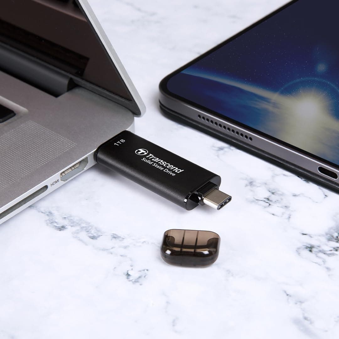 Transcend Transcend ESD310C Portable SSD, 3D NAND Flash, 1 TB Capacity, Up to 1050 MB/s Read Speed & 950 MB/s Write Speed, 10Gbps Connection Interface, Black | ESD310C - product view 2 of 6