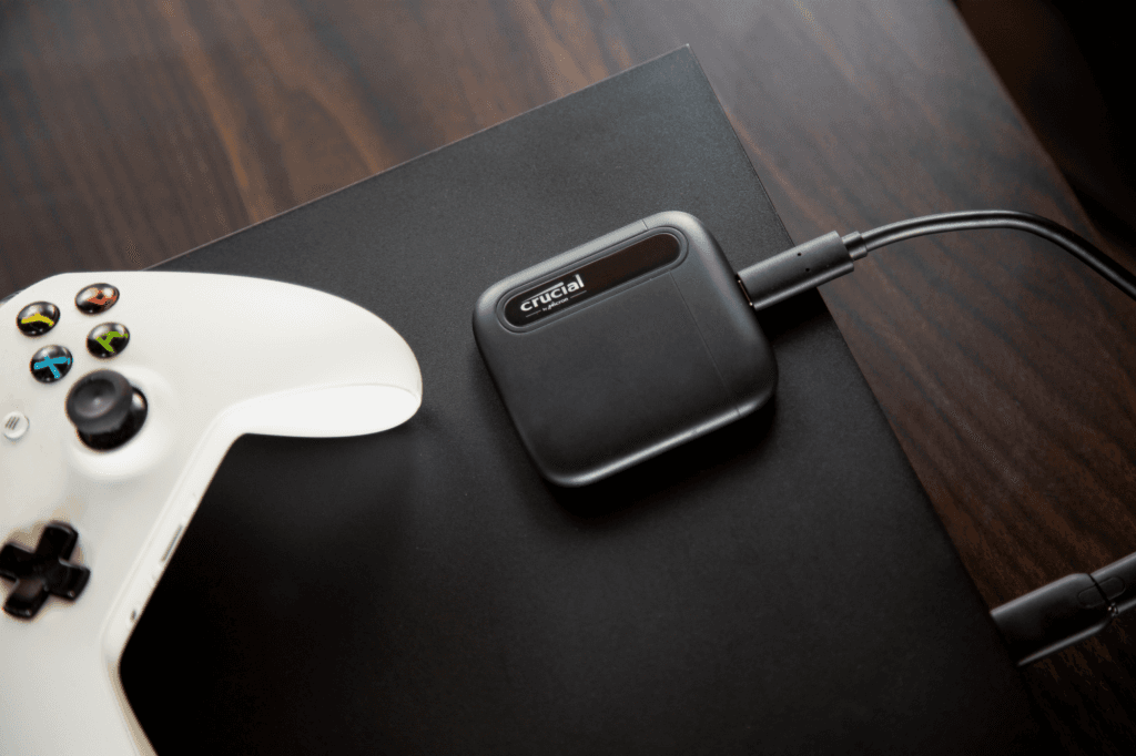 Crucial Crucial X6 1TB External Portable SSD, USB-C, 5.6x faster, PC, Mac, Sequential Read 800 MB/s,  PS4, Xbox One, Android devices, and more. | CT1000X6SSD9-1TB - product view 3 of 4