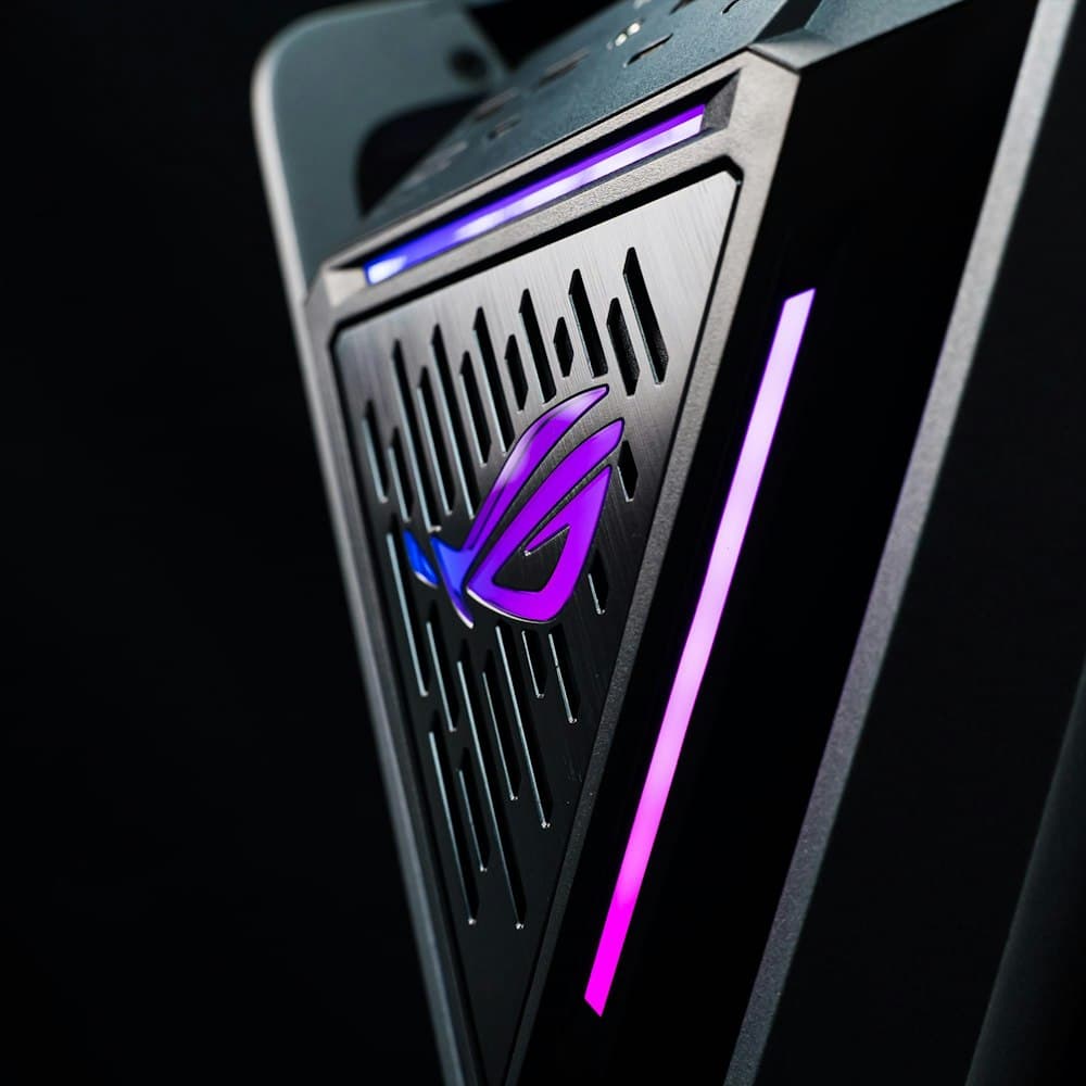 Redragon Nanotech MS Pro Optimised Custom Graphics Workstation, Core i9 14900K, RTX 4090 24GB GAMING OC, 128GB (4x32GB) DDR5,  4TB (2x 2TB) PCIe M.2 2280 SSD, ARGB 360mm AIO Liquid CPU Cooler, 1200W 80+ Platinum, WiFi + BT, 1 Year Warranty - product view 3 of 4