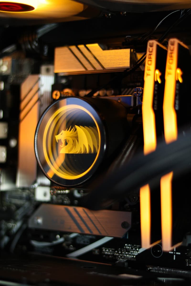Nanotech Mercury Gaming PC - Ryzen 7 7800X3D, RTX 4060 8GB, 64GB (2x32) DDR5 4800Mhz RAM, 750W PSU, B760 Motherboard, W11 Pro - product view 1 of 6