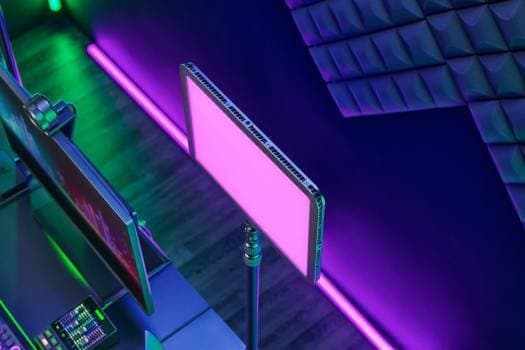 RAZER Razer Key Light Chroma RGB LED Light For Streaming, 2800 Lumens, Color Temperature Adjustment, Interactive Lighting, Wifi Connectivity, With Clamp Mount, Black | ???RZ19-04120100-R3M1 - product view 1 of 5