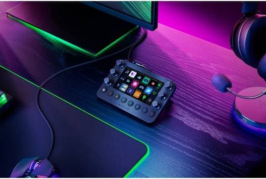 RAZER Razer All-in-one Stream Controller, 12 LCD Touch Buttons, 2 Side LCD Screen, 6 Multi-Function Dials, 8 Multi-Function Buttons, Plug-and-play Convenience, Black | RZ20-04350100-R3M1 - product view 3 of 5