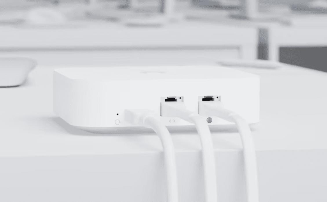 Ubiquiti UniFi Express t Cloud Gateway & WiFi 6 Accesspoint, Built-in WiFi 6 AP, 140 m?? (1,500 ft??) single-unit coverage, 50+ connected WiFi devices | UX - product view 3 of 4